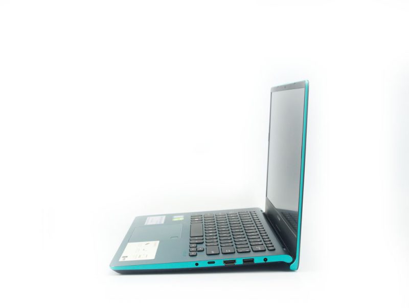 ASUS Vivobook S14 S430FN-EB050T Notebook Rental